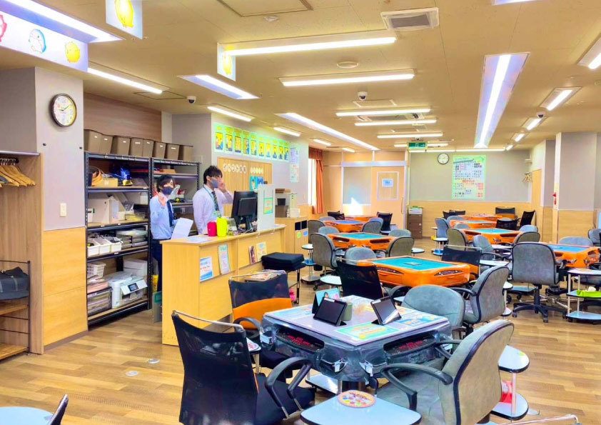 マーチャオλ北千住店 店内