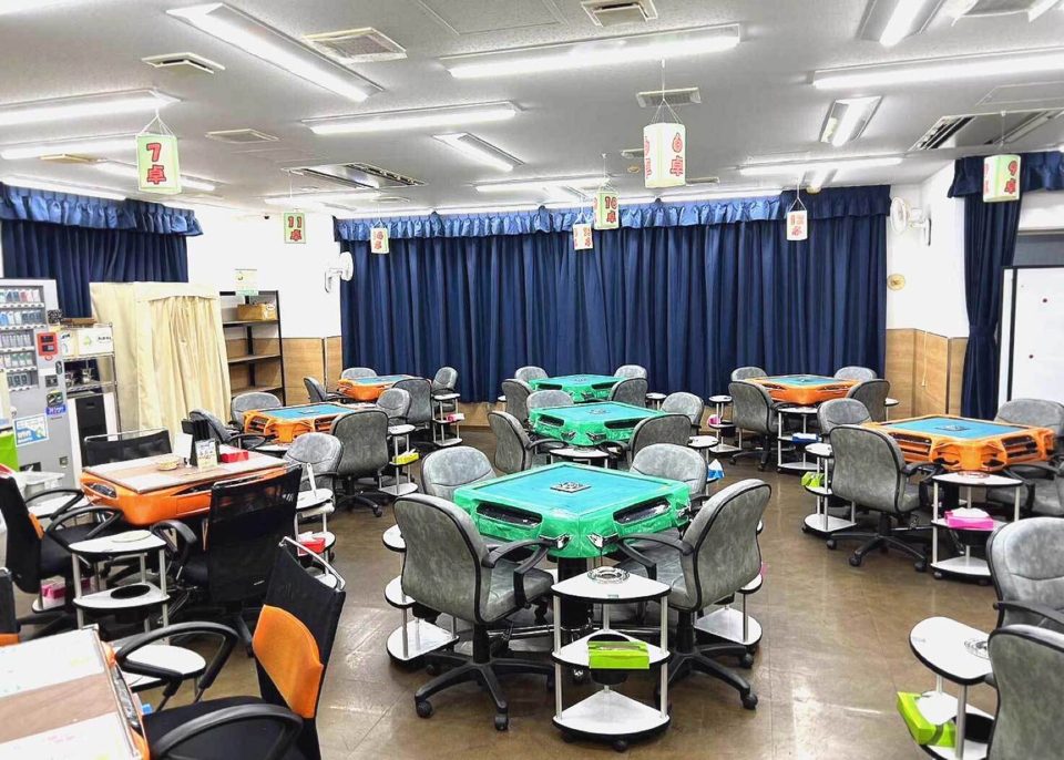 マーチャオι秋葉原店 店内