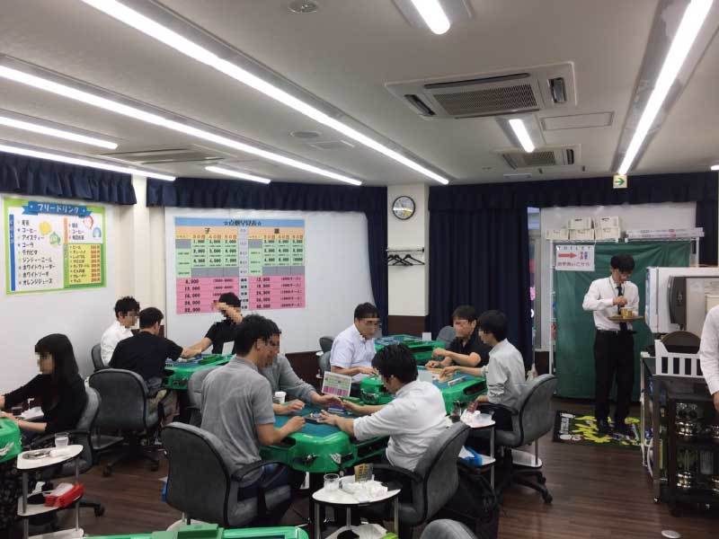 マーチャオアース秋葉原店 店内