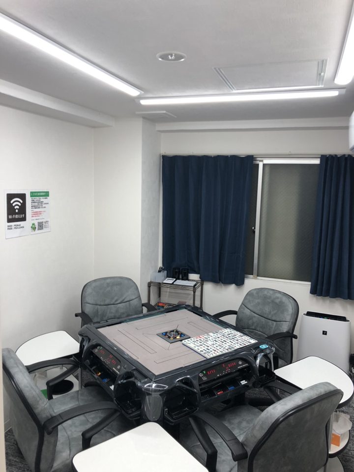 完全個室麻雀サロンPSJ神田店 店内