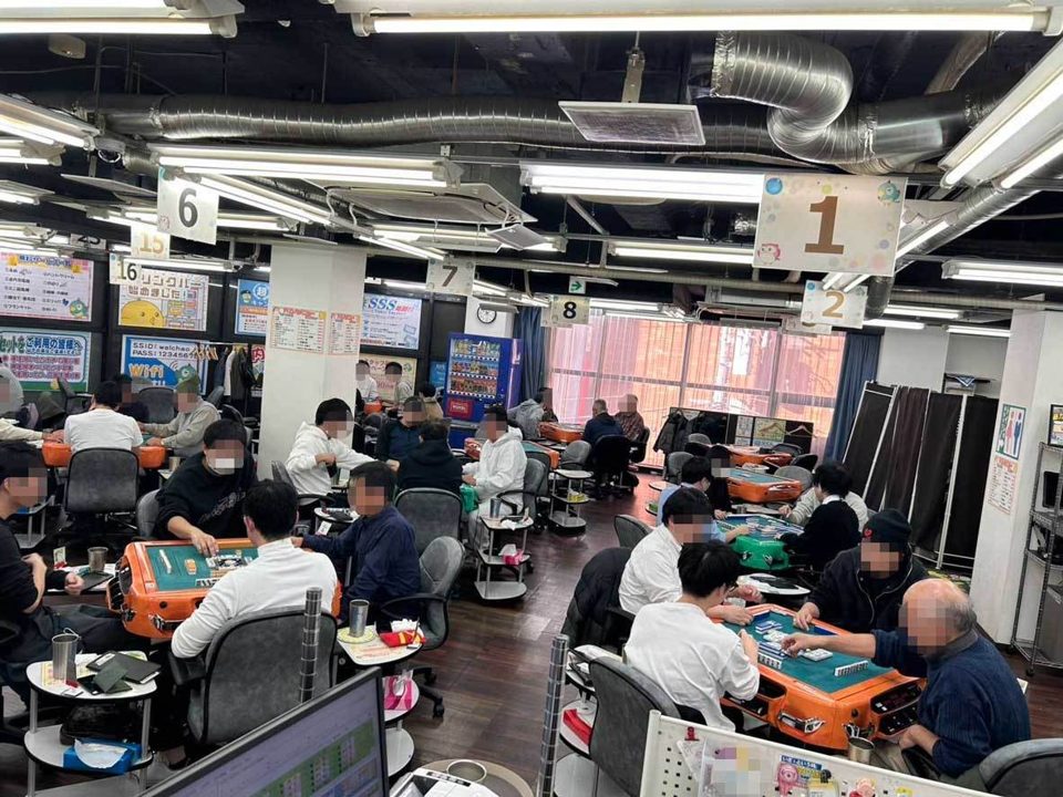 マーチャオΥ赤羽店 店内