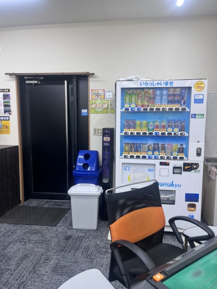 せるじゃん堀川丸太町店 店内