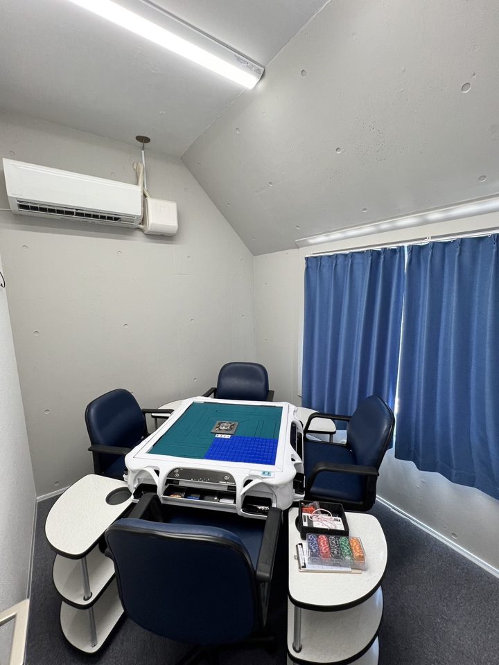 完全個室麻雀サロンPSJ中野店 店内