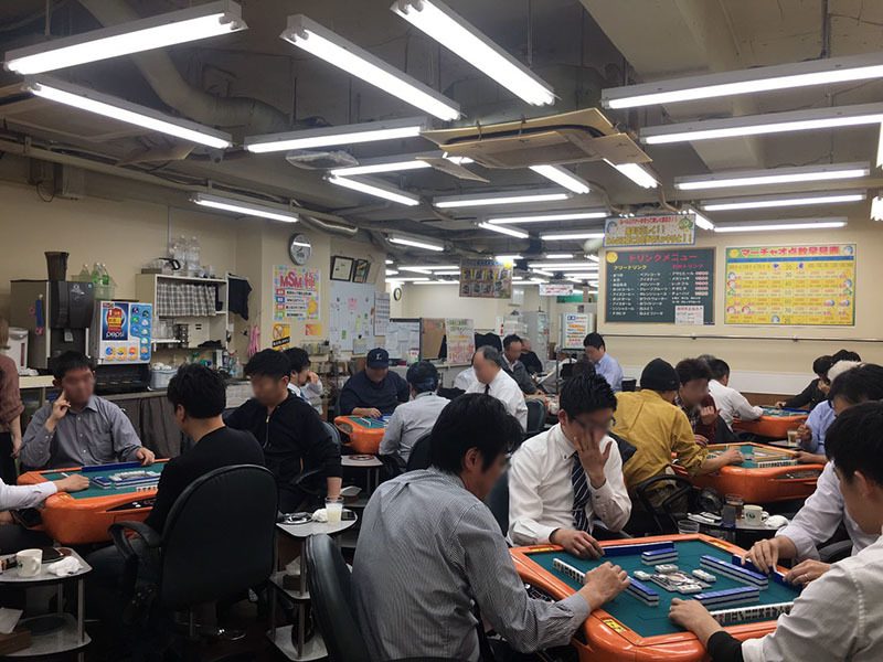 マーチャオγ 大阪難波店 店内