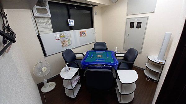健康麻将&居酒屋麻雀ガラパゴス 高田馬場店 店内