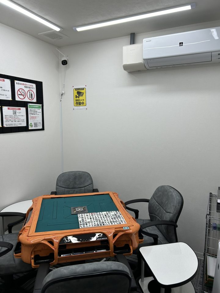 完全個室麻雀サロンPSJ新宿西口2号店 店内
