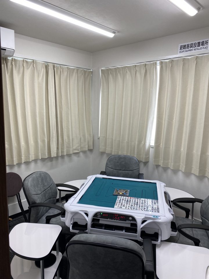 完全個室麻雀サロンPSJ上野アメ横店 店内